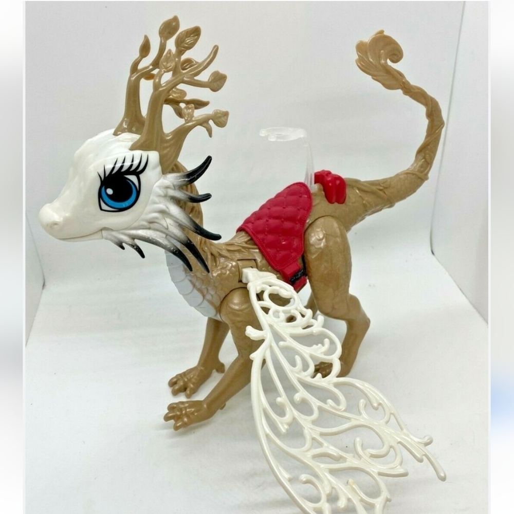 Final Fantasy Dragon Toy Moving Intricate Wings Game Academia Interactive New